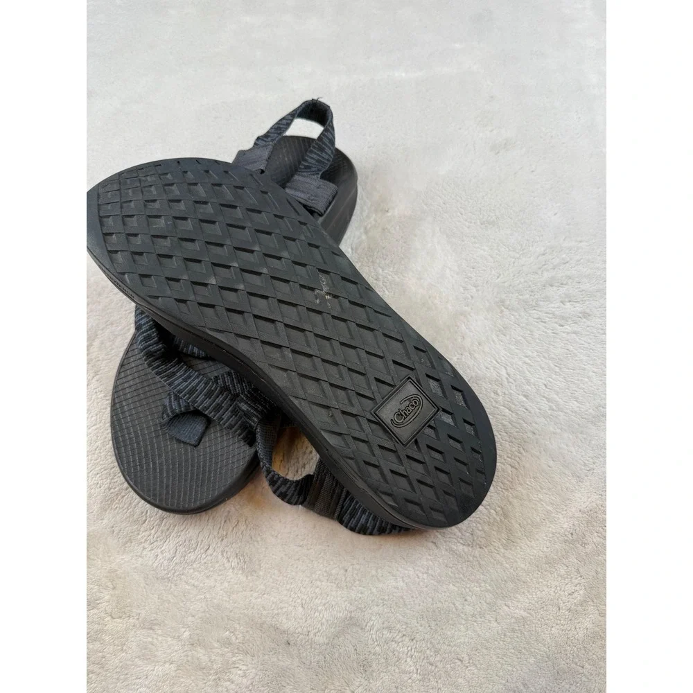 Chaco Mens Z/Cloud Sandals‎ Size 11 Black Gray Adjustable Straps Outdoor Casual